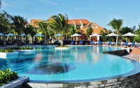   Golden Coast Resort & Spa 4*  6