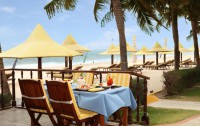   Coco Beach Resort 3*  6