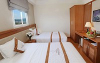   Dendro Hotel 3*  24