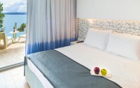 Tui Blue Makarska Resort 4*  3