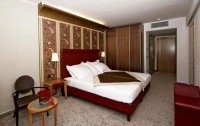   Hotel Coral Plava Laguna 5*  37