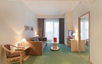 Azimut Hotel Sochi 3*  2