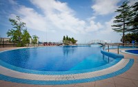   Riviera Sunrise Resort And Spa ( )  4*  35