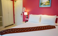   The Beach Boutique House 3*  8