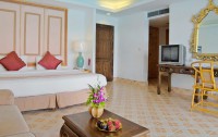   Samui Palm Beach Resort 4*  18