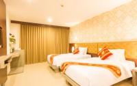   Hemingways Silk Hotel 3*  29