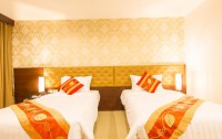   Hemingways Silk Hotel 3*  26