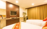   Hemingways Silk Hotel 3*  22