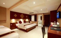   Rayaburi Hotel Patong 3*  10