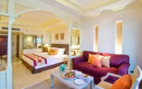   Royal Cliff Hotels Group 5*  69