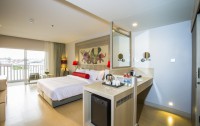   Ramada Phuket Deevana 4*  44