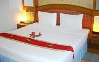   Lamai Hotel 2*  8