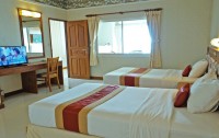   Pattaya Park Beach Resort 3*  8