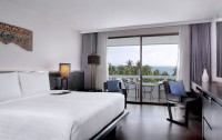   Le Meridien Phuket Beach Resort 5*  10