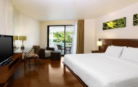   Le Meridien Phuket Beach Resort 5*  14