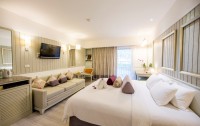   Katathani Phuket Beach Resort 5*  20