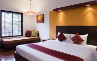   All Seasons Naiharn Phuket 3*  10