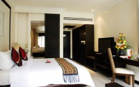   Thara Patong Beach Resort & Spa 4*  56