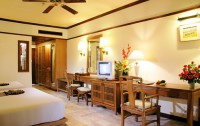   Thara Patong Beach Resort & Spa 4*  23