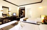   Thara Patong Beach Resort & Spa 4*  20