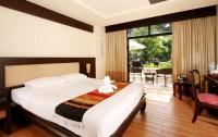   Thara Patong Beach Resort & Spa 4*  17