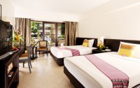   Thara Patong Beach Resort & Spa 4*  14