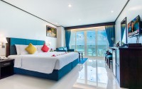   Andaman Beach Suites Hotel 4*  16