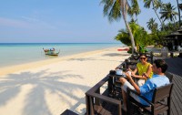   Holiday Inn Resort Phi Phi Island 4*  11