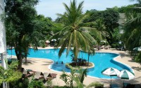   First Bungalow Beach Resort 3*  25