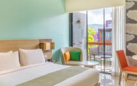   Holiday Inn Express Phuket Patong Beach Central 3*  22