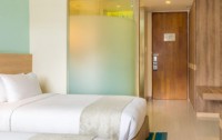   Holiday Inn Express Phuket Patong Beach Central 3*  18