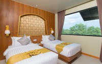   Maikhao Palm Beach Resort 3*  28