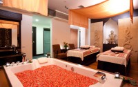   Chang Buri Resort & Spa 3*  12