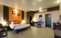   Baan Chaweng Beach Resort & Spa 3*  57