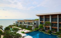   Renaissance Pattaya Resort & Spa  5*  11