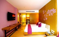   Iyara Beach Plaza 4*  32