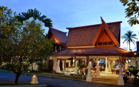   Panwa Boutique Beachfront 4*  15