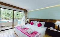   Karon Whale Resort 3*  18