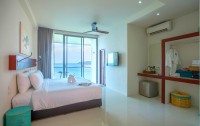   Surin Beach Resort 4*  19