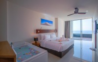   Surin Beach Resort 4*  14