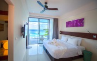   Surin Beach Resort 4*  13