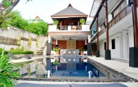   Surintra Boutique Resort  3*  1