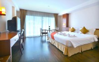   Patong Palace  3*  12