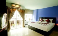   Pj Patong Resortel 2*  12