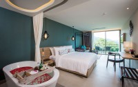   Mai House Patong Hill 4*  78