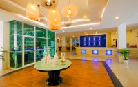   The Chalong Beach Hotel 4*  42