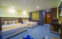   The Chalong Beach Hotel 4*  29