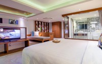   U Zenmaya Phuket 4*  24