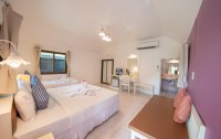   Bay Beach Resort  3*  10