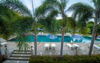   Bay Beach Resort  3*  63